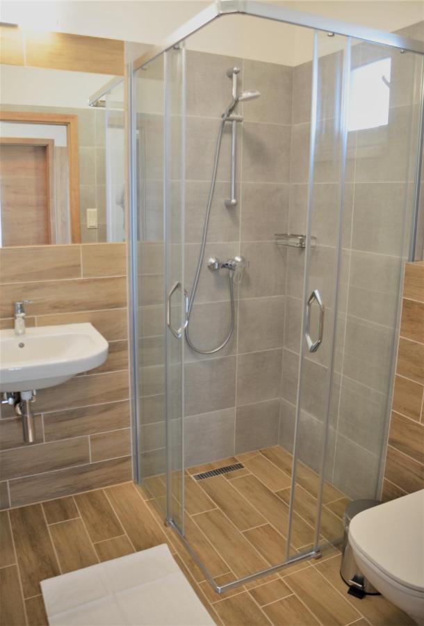 Apartmany Deluxe Sázava Exteriör bild