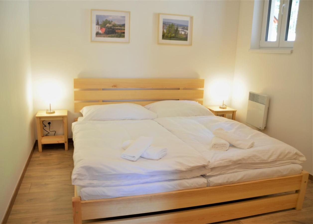 Apartmany Deluxe Sázava Exteriör bild