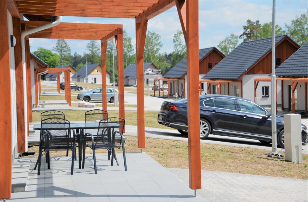 Apartmany Deluxe Sázava Exteriör bild
